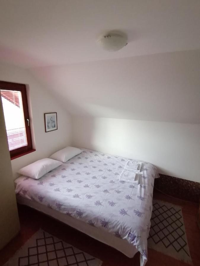 Apartmán Sweet House Pale Exteriér fotografie